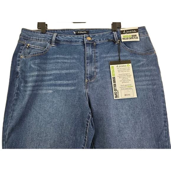 d.jeans ~Woman Plus Size 22W~ Blue Denim Recycled Denim Rolled Capri Jeans NWT. - Picture 9 of 15